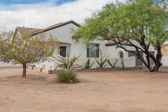 Foto del edificio - 10335 N Tall Cotton Dr