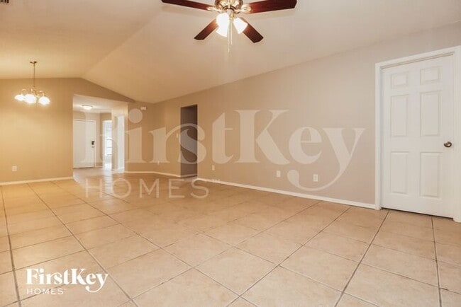 Building Photo - 1463 Eldra Dr