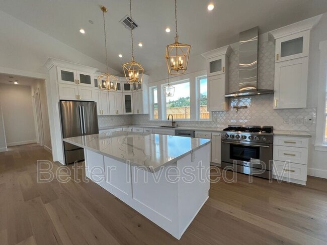 Building Photo - 4579 Lambert Dr