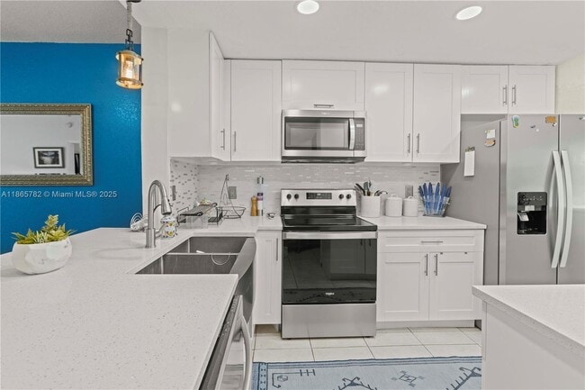 Foto del edificio - 230 SW 97th Terrace