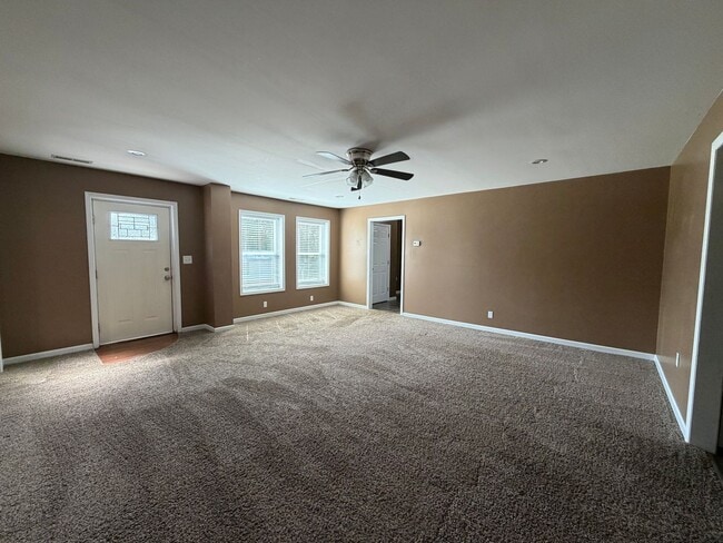 Foto del edificio - 1037 Carson Rd SE