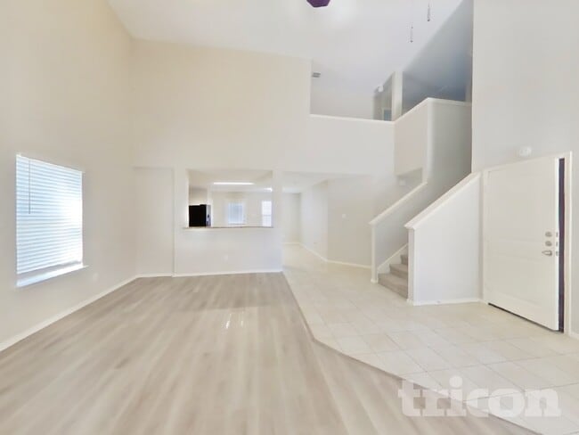 Building Photo - 2905 Englenook Dr