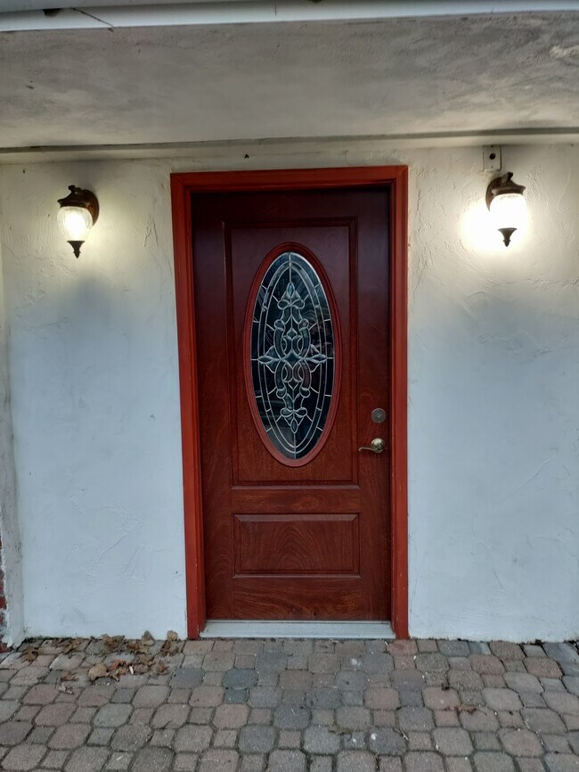 Front Entrance - 103 Elm St