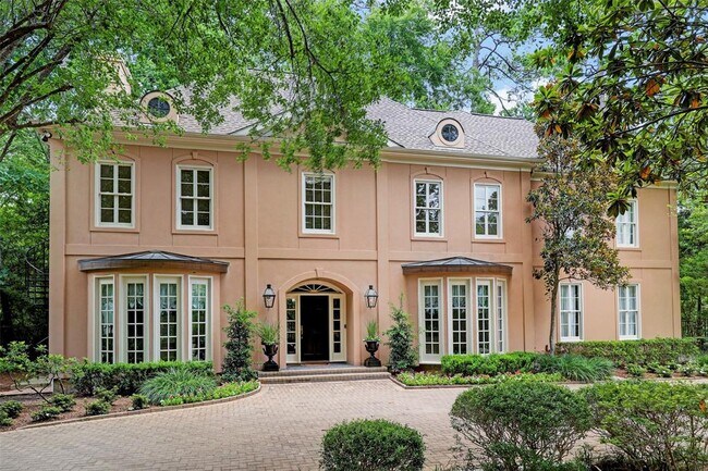 Foto del edificio - 414 Little John Ln