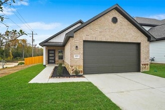 Building Photo - 11703 Eclipse Dr