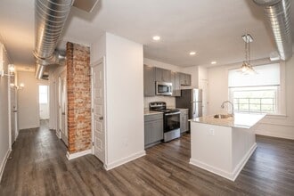Building Photo - 2200 Auburn Ave
