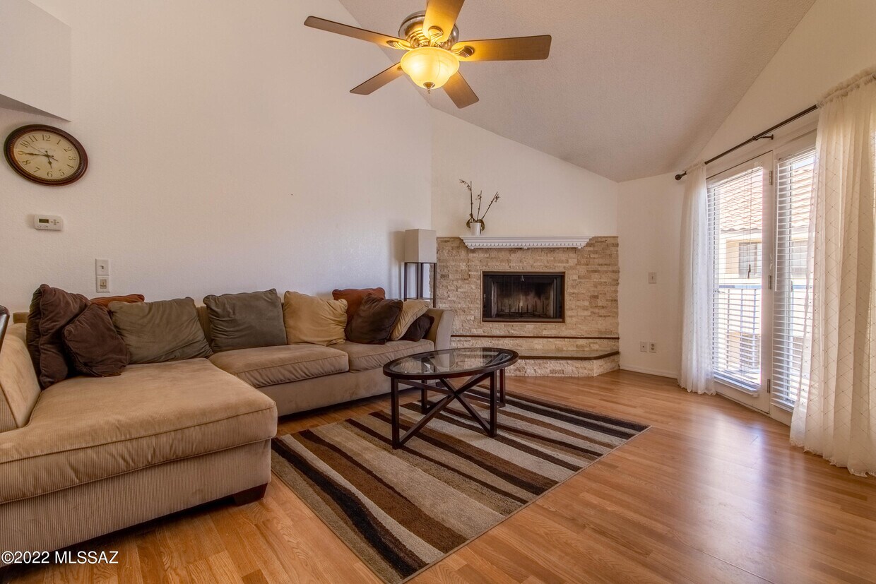 1200 E River Rd Unit I116, Tucson, AZ 85718 Condo for Rent in Tucson