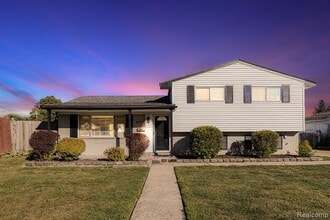 Building Photo - 2719 Pall Mall Dr