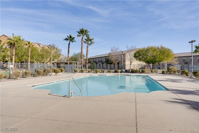 Foto del edificio - 4641 Townwall St