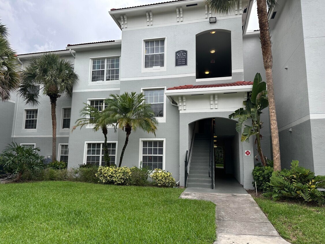 Foto principal - 5032 Lantana Rd