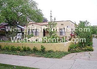 Primary Photo - 1030 N Raymond Ave