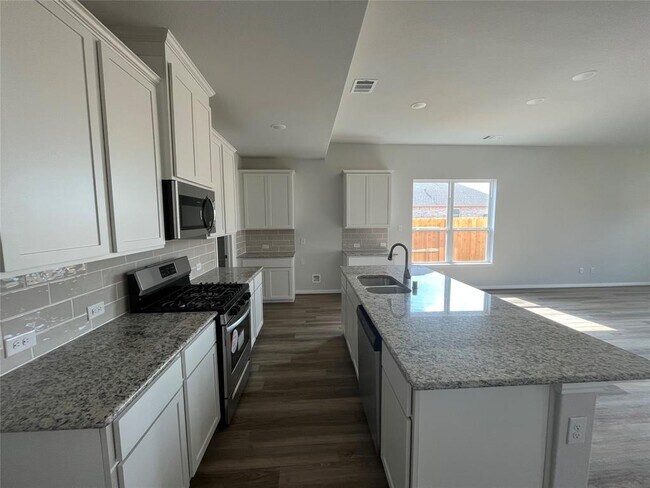 Building Photo - 216 Cambria Green Ln