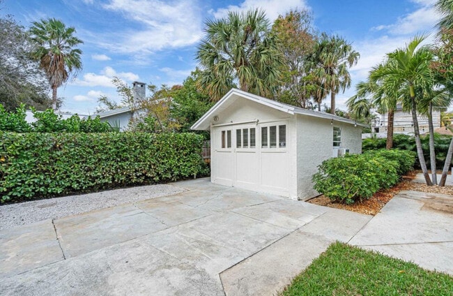 Photo - 5301 N Flagler Dr Townhome