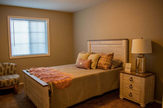 Bedroom 1 - Kingston Square Apartments