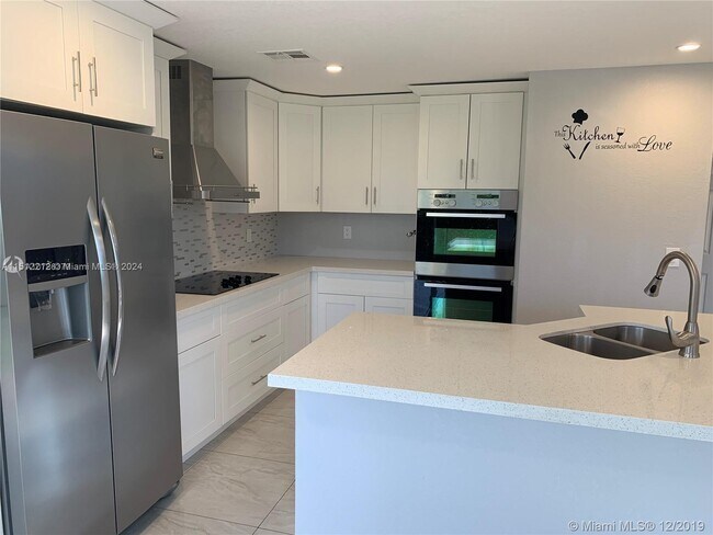 Foto del edificio - 8964 NW 40th St