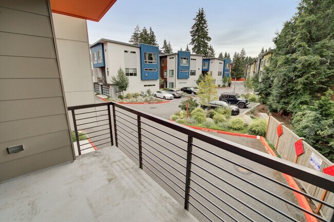 Foto del edificio - 4Bd/3Ba Bellevue Townhouse