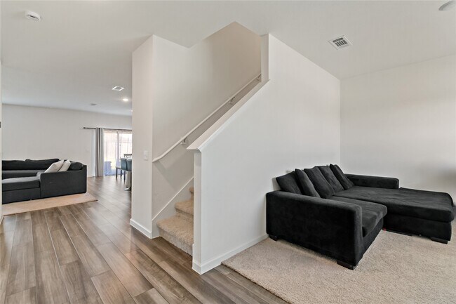 Foto del edificio - 21568 Rolling Streams Dr