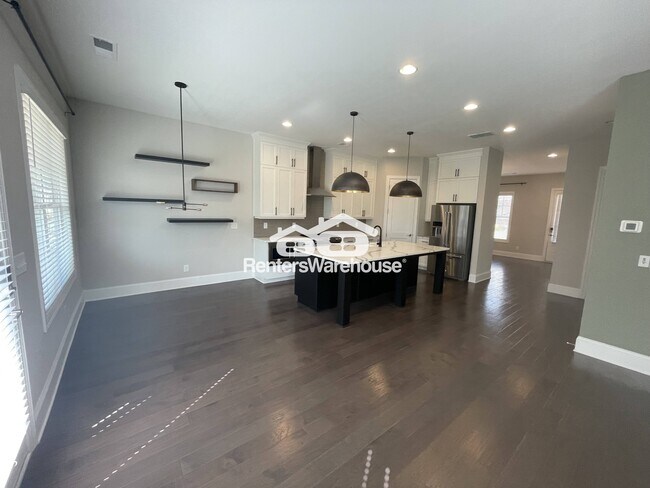 Foto del edificio - 1974 Drew Dr