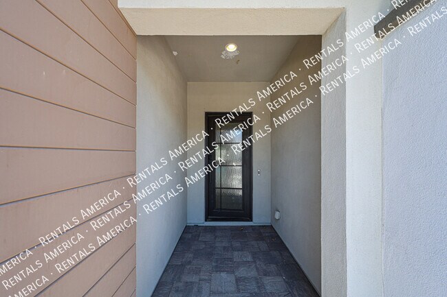 Foto del edificio - 1530 E San Carlos Way