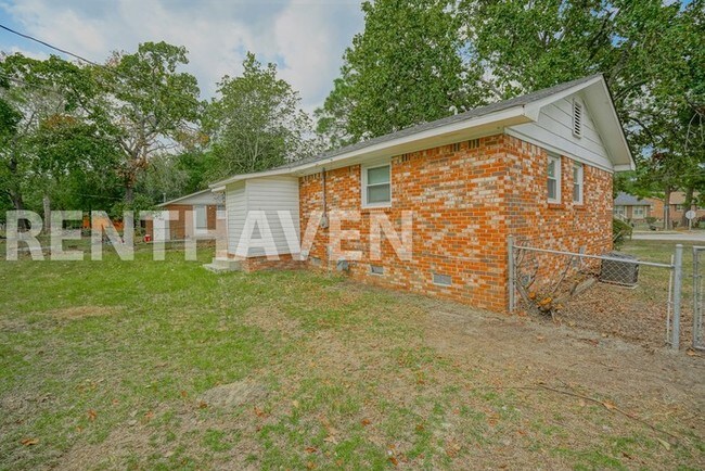 Building Photo - 3941 Trotter Rd