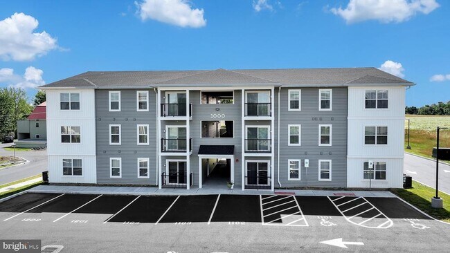 Foto del edificio - 1000 Colby Lane
