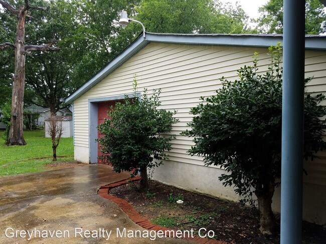 Building Photo - 3 br, 2 bath House - 1400 Choate Rd