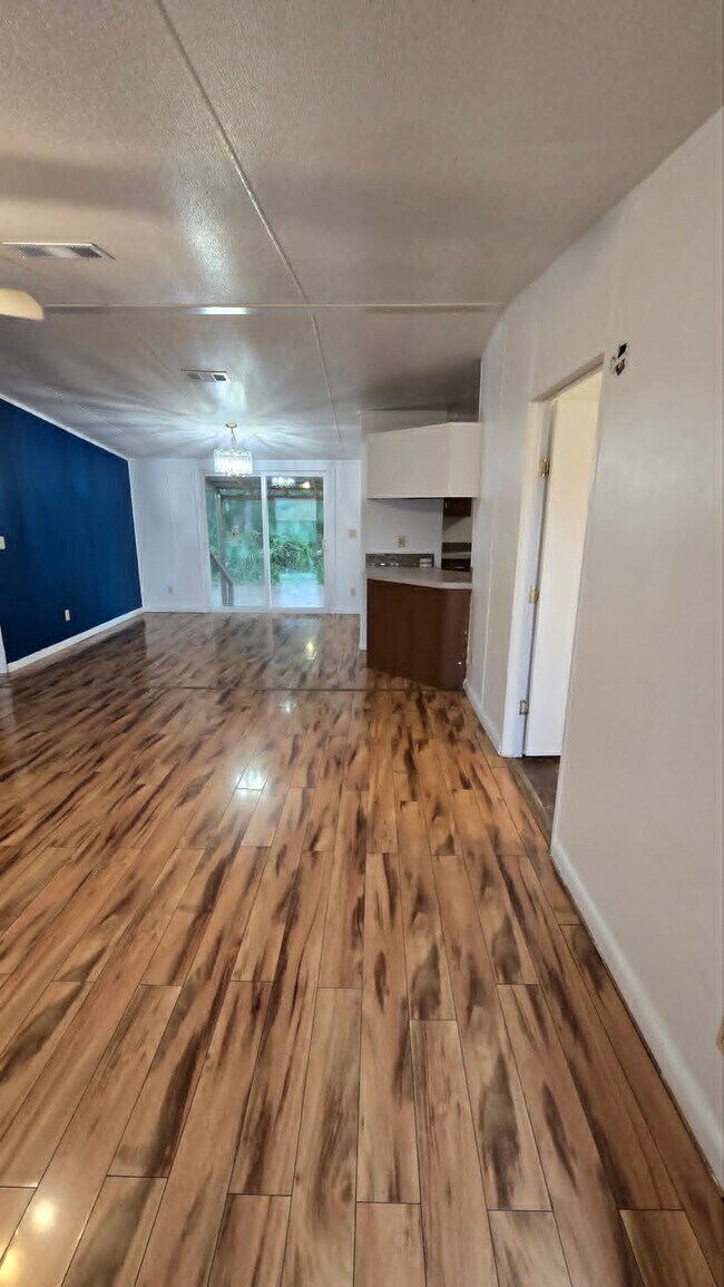 Foto del edificio - 5302 Patrick Estates Way