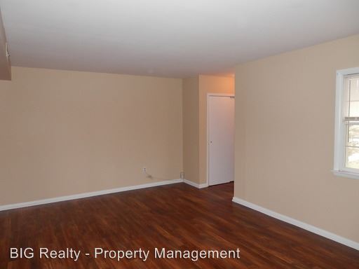 Building Photo - 39 Salem Rd