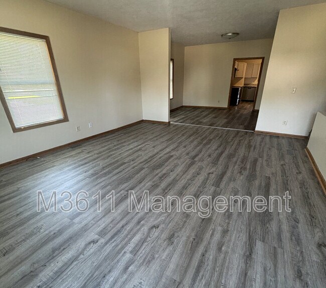 Building Photo - 2903 N 43rd St