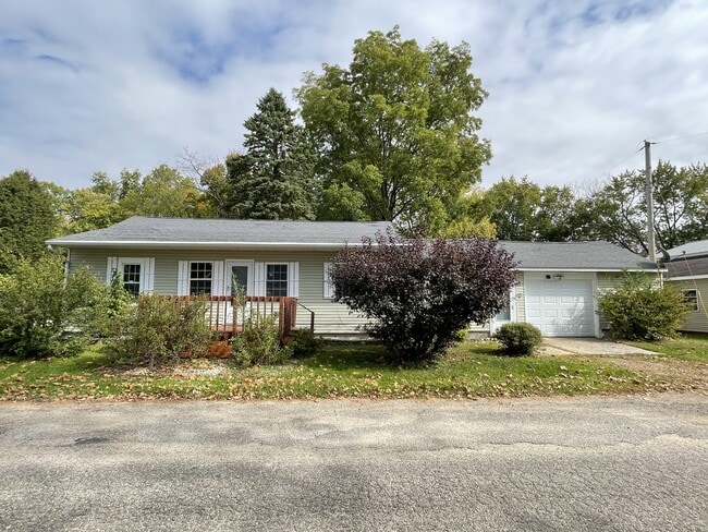 Foto del edificio - 3510 Lakeshore Dr