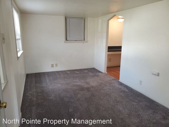 Foto del edificio - 1 br, 1 bath House - 74 S Pitt St.