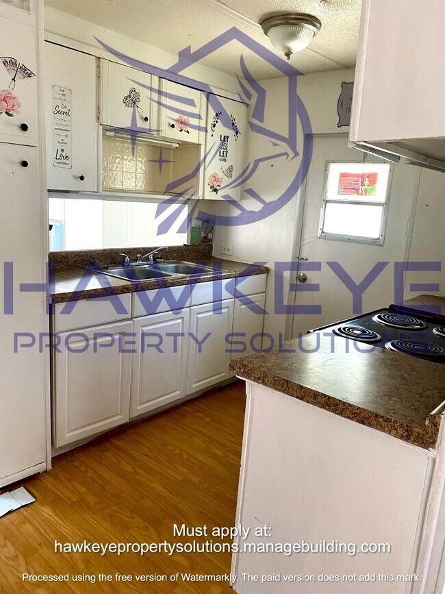 Foto del edificio - 114 Walnut Ln