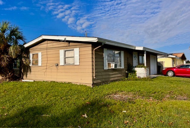 Foto del edificio - 8005 Cristobal Ave