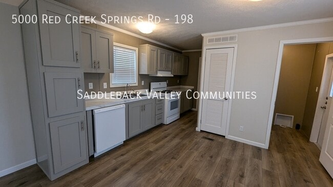 Building Photo - 5000 Red Creek Springs Rd