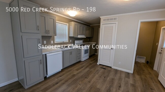 Building Photo - Newer 3 Bedroom, 2 Bath Mobile Home for Re...