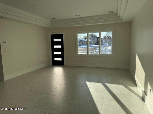 Foto del edificio - 7 Whalepond Rd