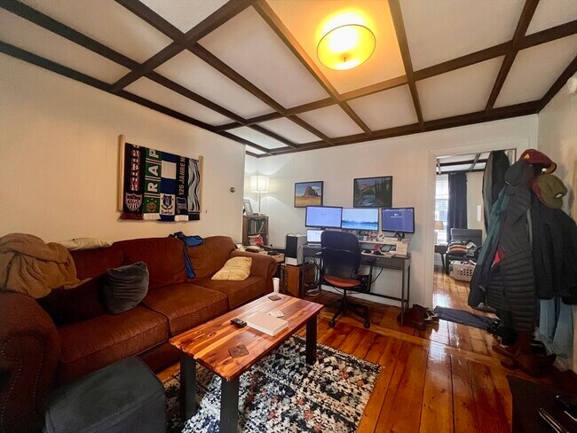 Foto del edificio - 43 Mystic St