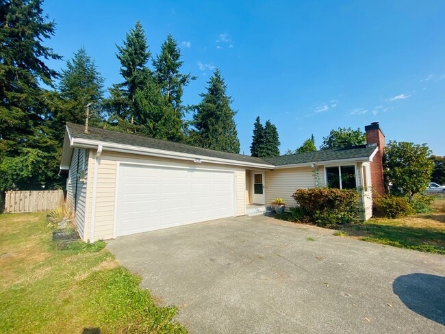 Building Photo - Sedro Woolley Rambler