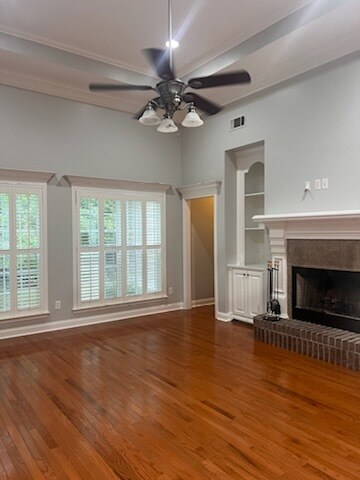 Foto del edificio - 317 Willow Lake Dr