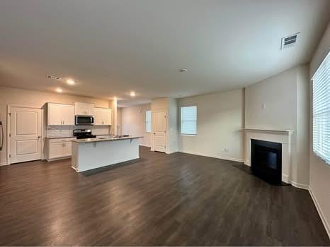 Foto del edificio - 5374 Aster Pl