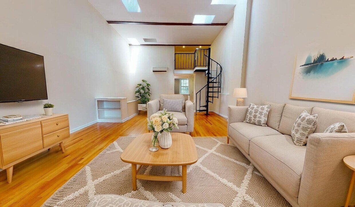 Foto principal - 382 Burns St