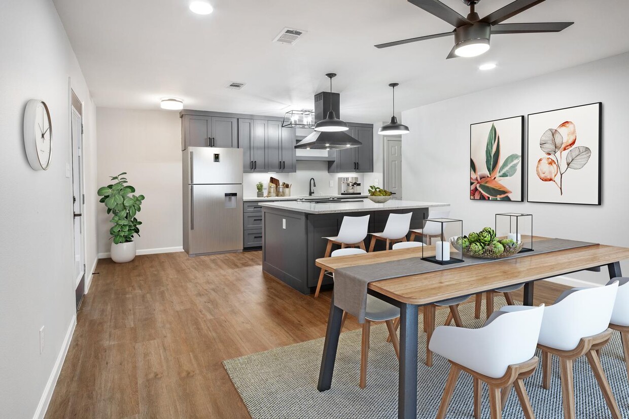Primary Photo - Sleekly updated Richardson home with shady...