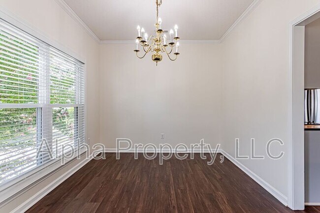 Foto del edificio - 109 Laurens Ct