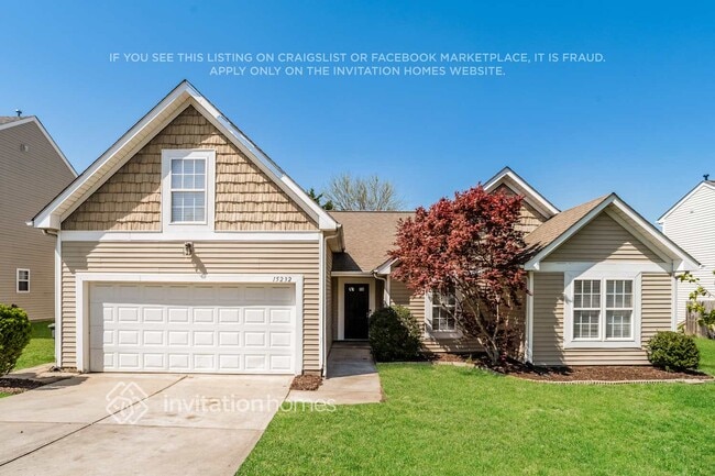 Building Photo - 15232 De Havilland Dr