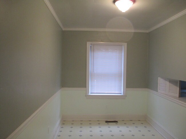 Building Photo - 519 Jefferson Street, Roanoke Rapids