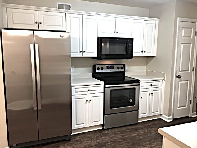 Foto del edificio - 8 Otter Creek Dr