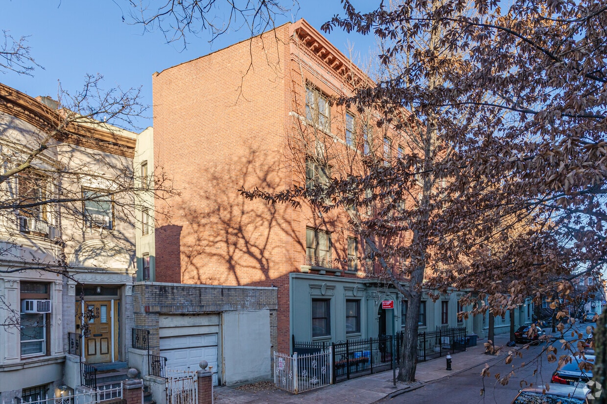 Foto del edificio - 1001 Lincoln Pl