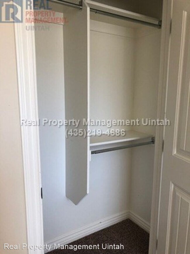 Foto del edificio - 3 br, 2.5 bath House - 422 E Gray Fox Lane