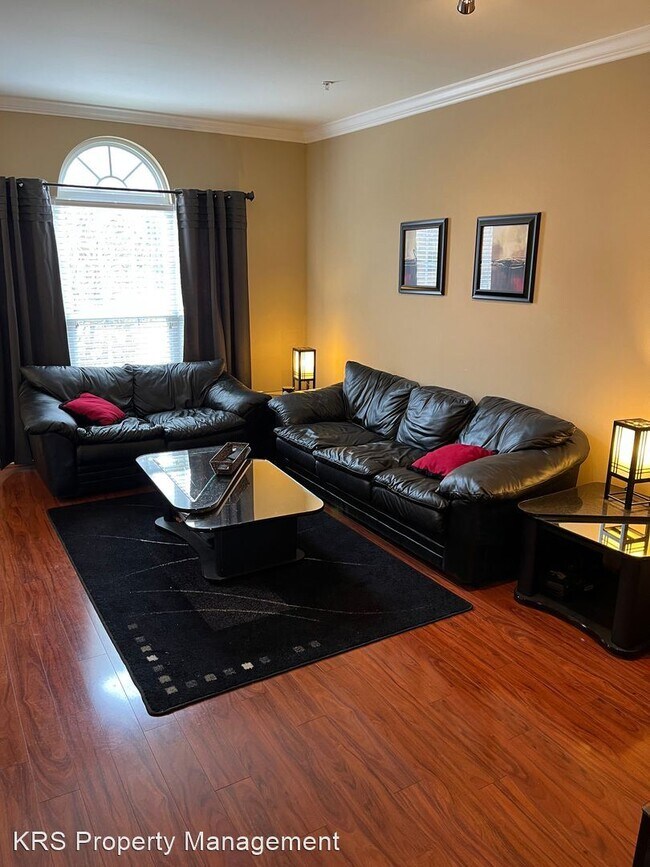 Building Photo - 3 br, 2.5 bath House - 644 Berwick Ct.
