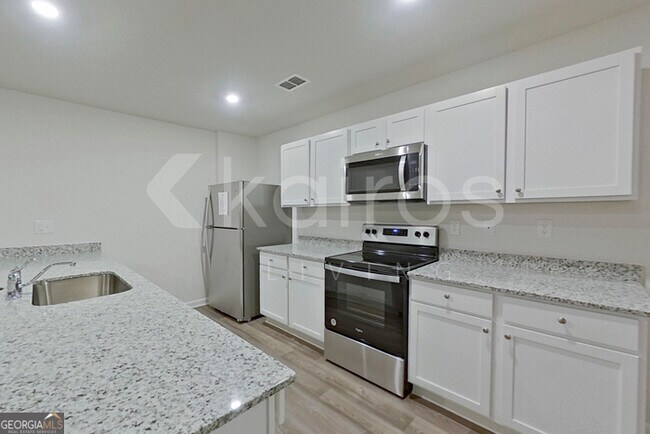 Foto del edificio - 324 Ironwood Ct